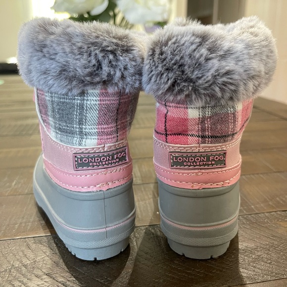 Pink Plaid Toddler Winter Boots - Picture 4 of 4